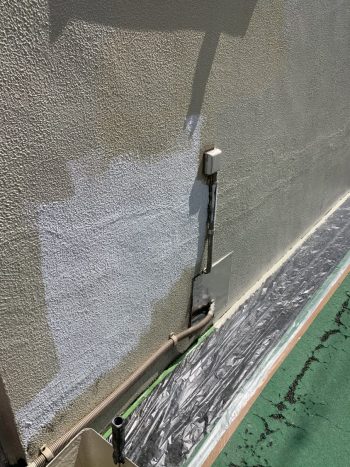 貝塚市で外壁の補修塗装になります